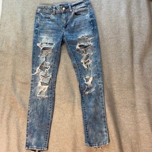 AE distressed jegging